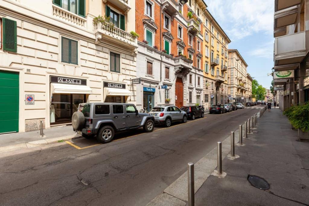 Ferrari - Ac -Wifi - Flexyrent Apartment Milan Exterior photo